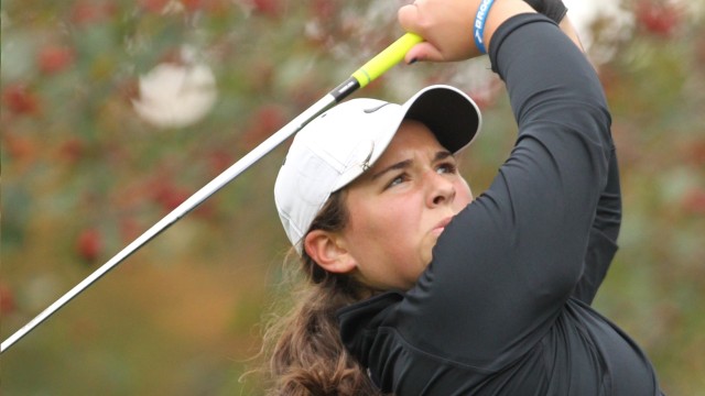 Grace Fiscelli golfing